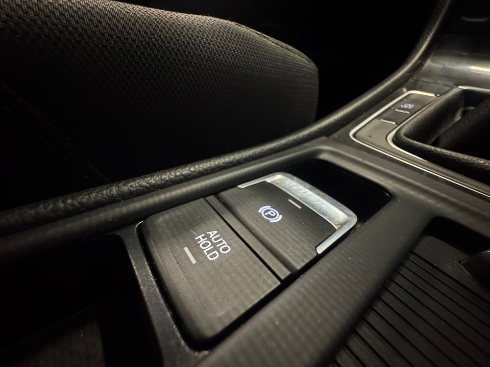 VW Golf VII 1,4 TSi 125 Comfortline Variant 5d