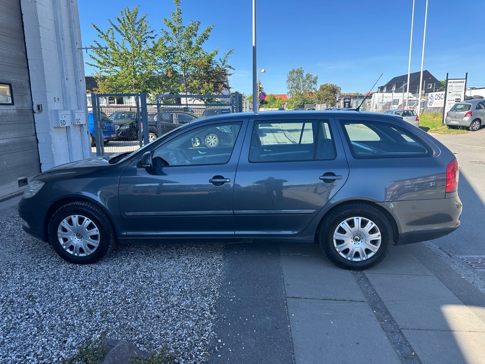 Skoda Octavia 1,2 TSi 105 Ambiente Combi 5d