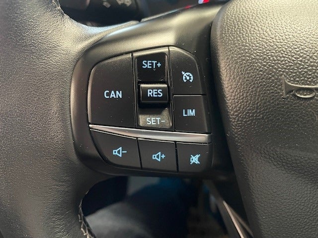 Ford Fiesta 1,0 EcoBoost mHEV Titanium 5d