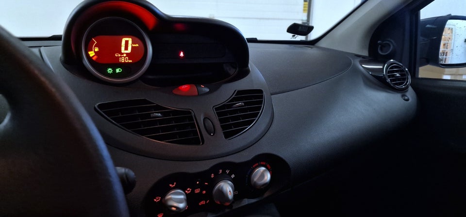 Renault Twingo 1,2 16V Authentique ECO2 3d