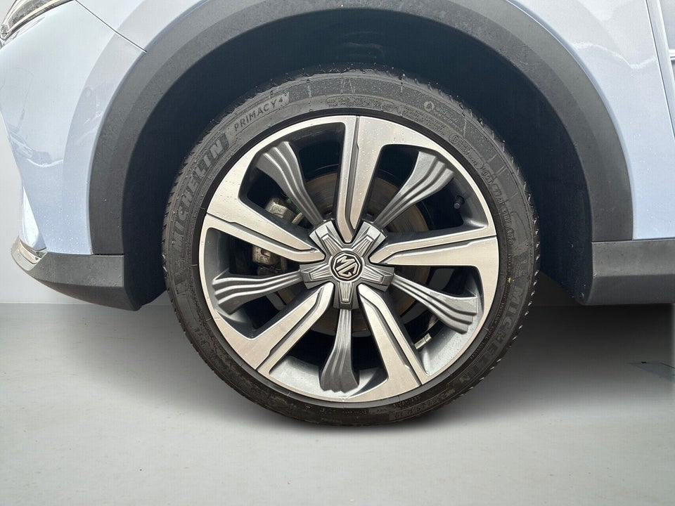 MG Marvel R Luxury 5d