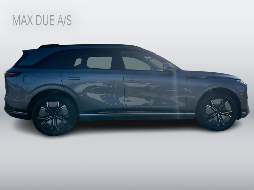 Xpeng G9 Standard Range 5d