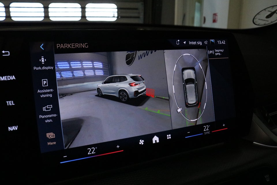 BMW iX1 eDrive20 M-Sport 5d