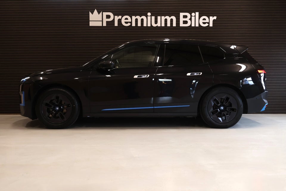 BMW iX xDrive40 Fully Charged 5d