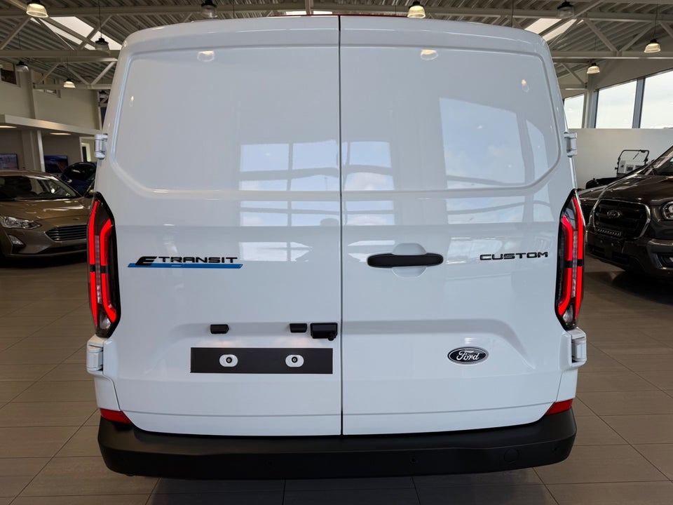 Ford E-Transit Custom 340L 64 Trend