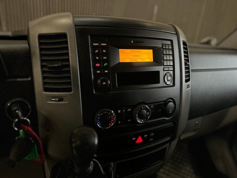 Mercedes Sprinter 316 2,2 CDi R3L Kassevogn 5d