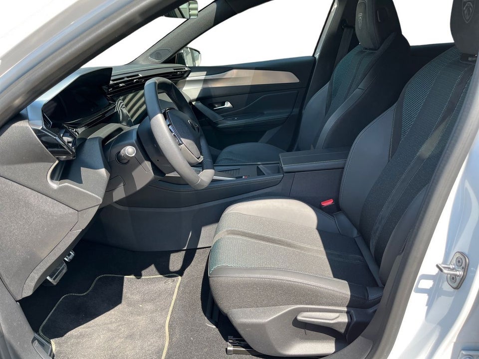 Peugeot e-308 54 First Edition 5d