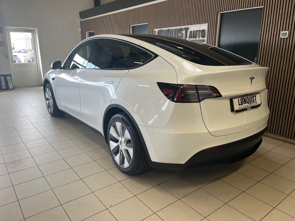 Tesla Model Y RWD 5d