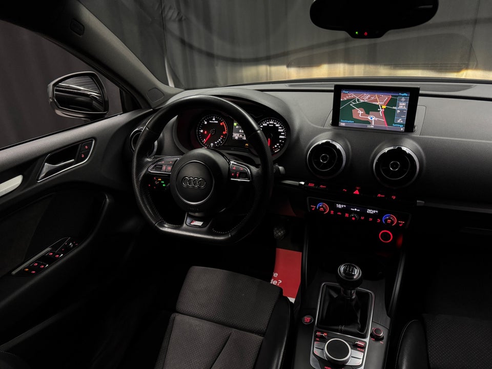 Audi A3 2,0 TDi 150 S-line 4d