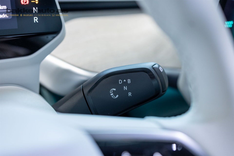 VW ID.Buzz 77 Pro SWB 5d