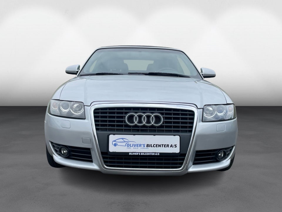 Audi A4 3,0 V6 Cabriolet Multitr. 2d