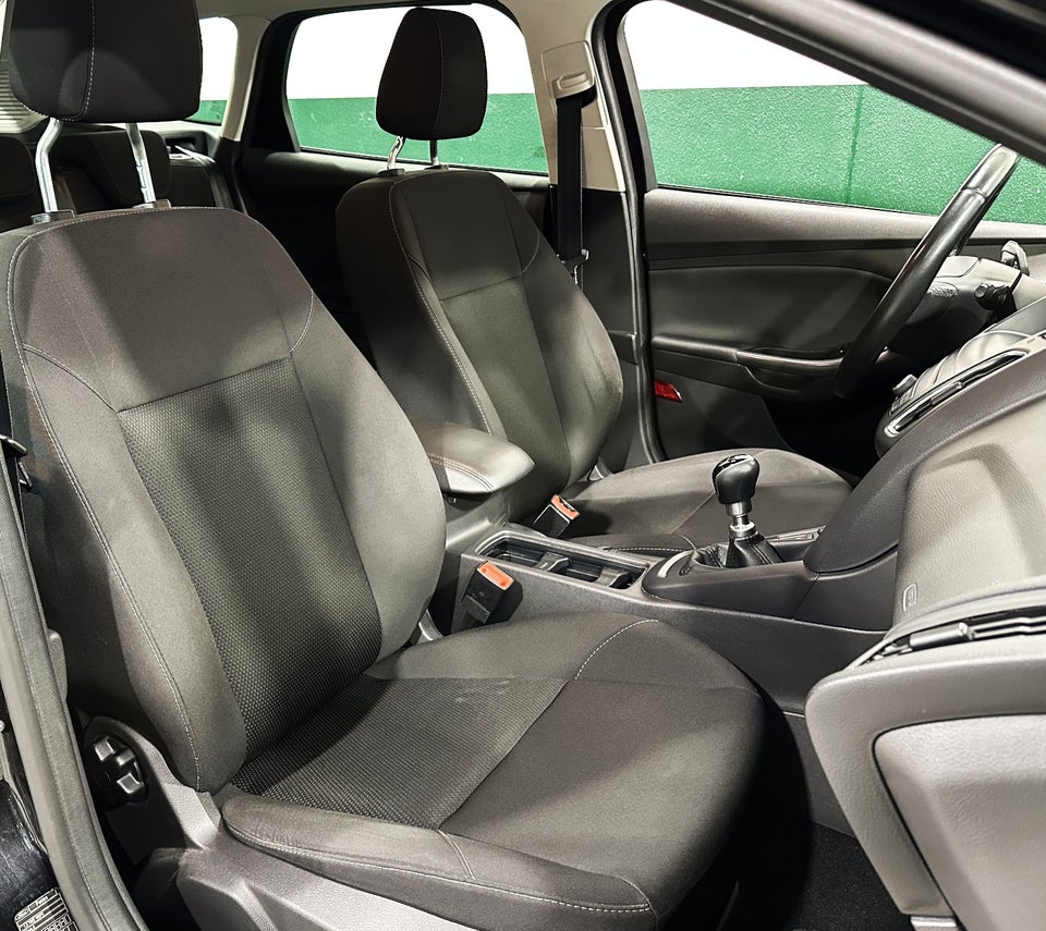 Ford Focus 1,5 TDCi 105 Business stc. ECO 5d