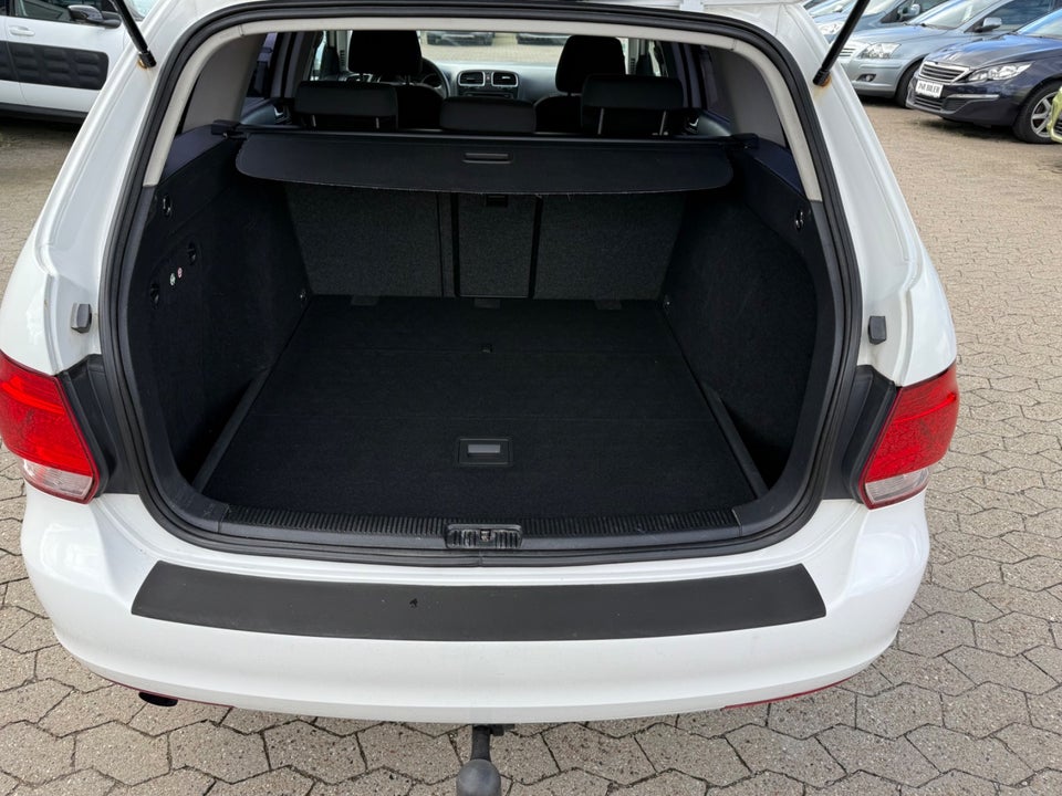 VW Golf VI 1,6 TDi 105 Comfortline Variant DSG BM 5d