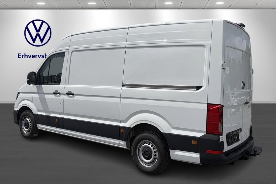 VW Crafter 35 2,0 TDi 177 Kassevogn L3H3 aut.