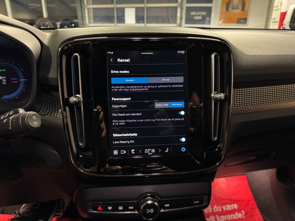 Volvo XC40 P8 ReCharge Twin Plus 5d