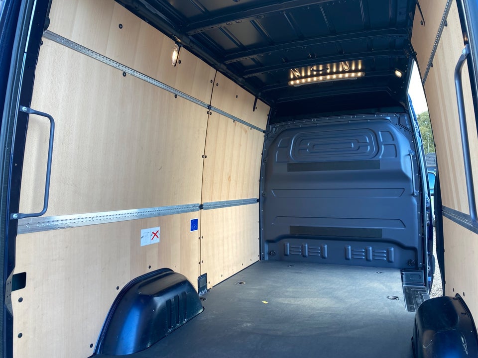 Mercedes Sprinter 317 2,0 CDi A2 Kassevogn PRO aut. RWD