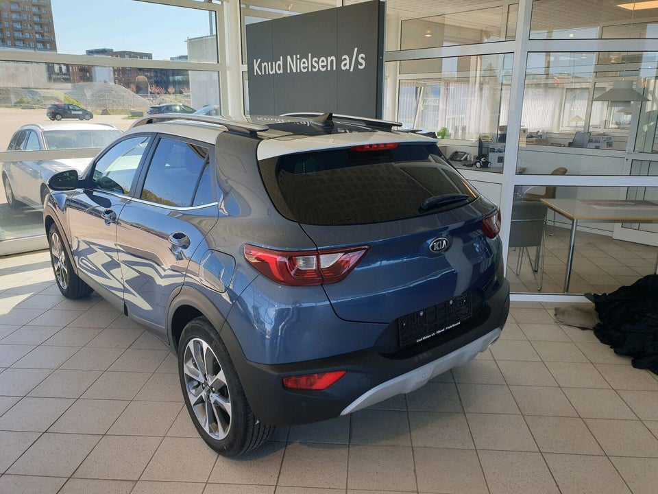 Kia Stonic 1,0 T-GDi Attraction+ 5d