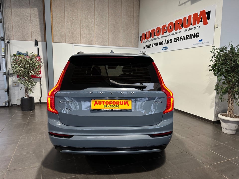 Volvo XC90 2,0 B5 235 R-Design aut. AWD Van 5d