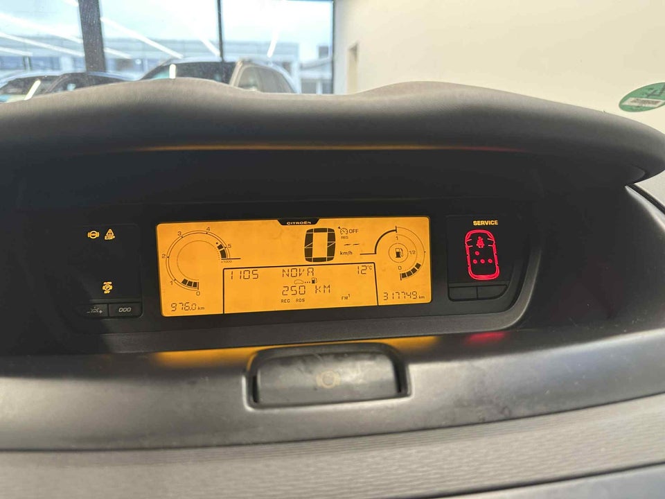 Citroën Grand C4 Picasso 1,6 HDi 110 SX 7prs 5d