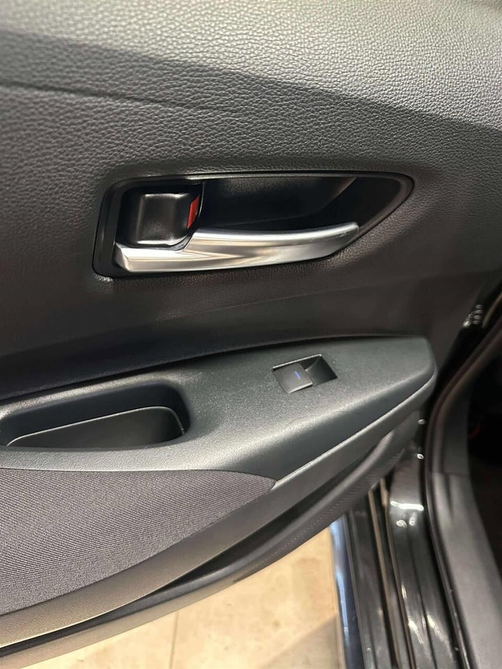 Suzuki Swace 1,8 HEV Active stc. e-CVT 5d