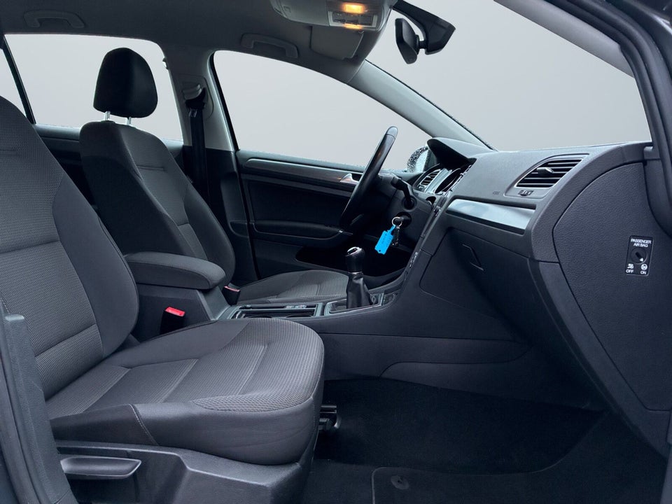 VW Golf VII 1,4 TSi 125 Comfortline BMT 5d