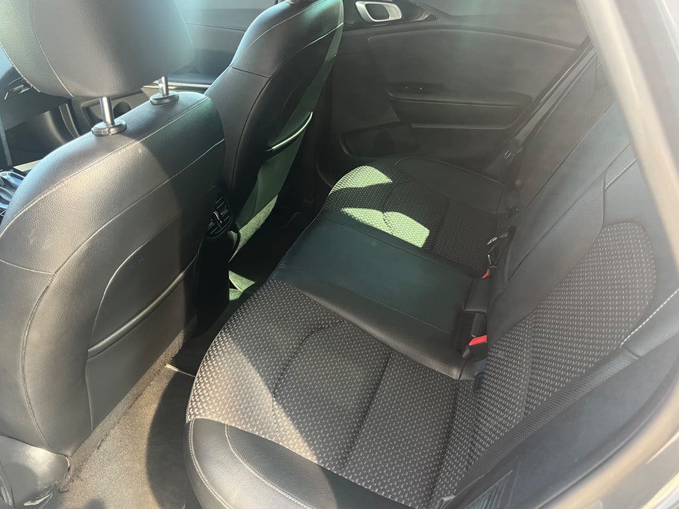 Kia Ceed 1,6 PHEV Advance+ SW DCT 5d