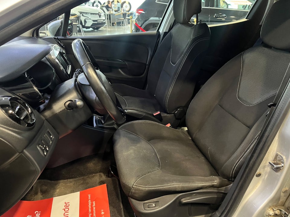 Renault Clio IV 1,5 dCi 90 Expression 5d