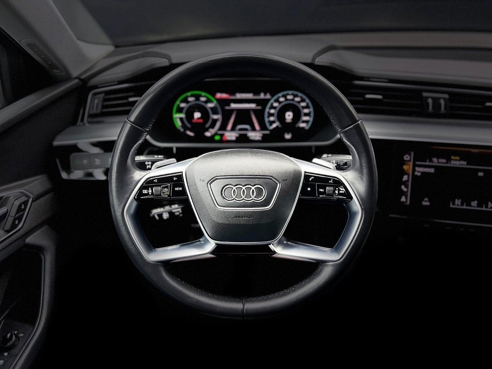 Audi e-tron 50 quattro 5d