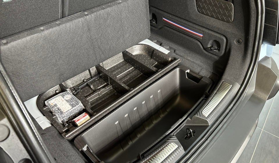 Renault 4 E-Tech 52 Iconic 5d