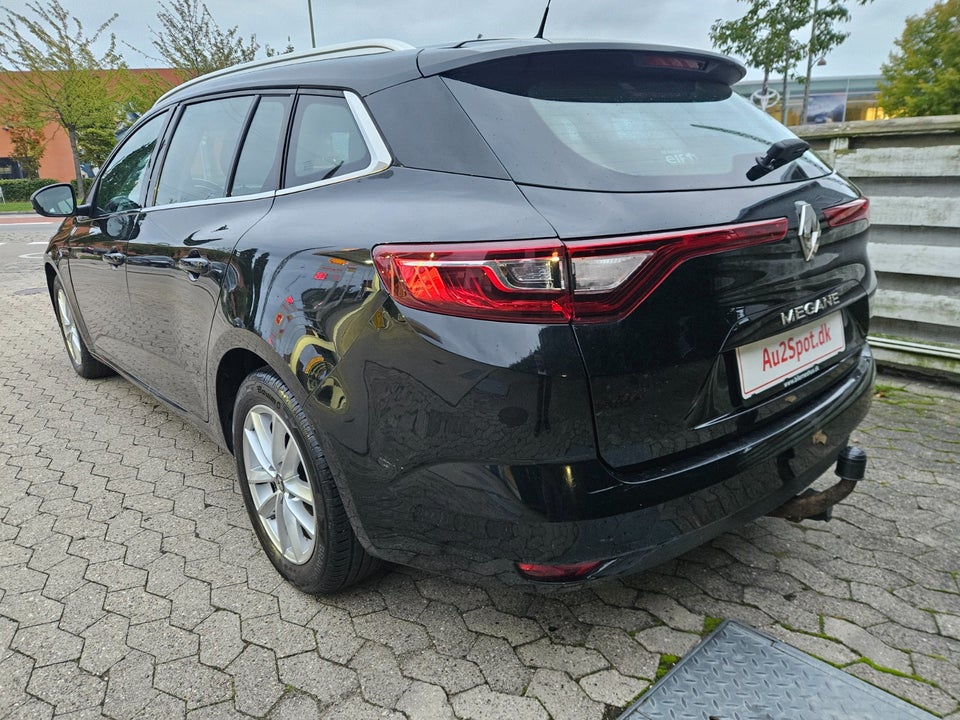Renault Megane IV 1,2 TCe 100 Zen Sport Tourer 5d