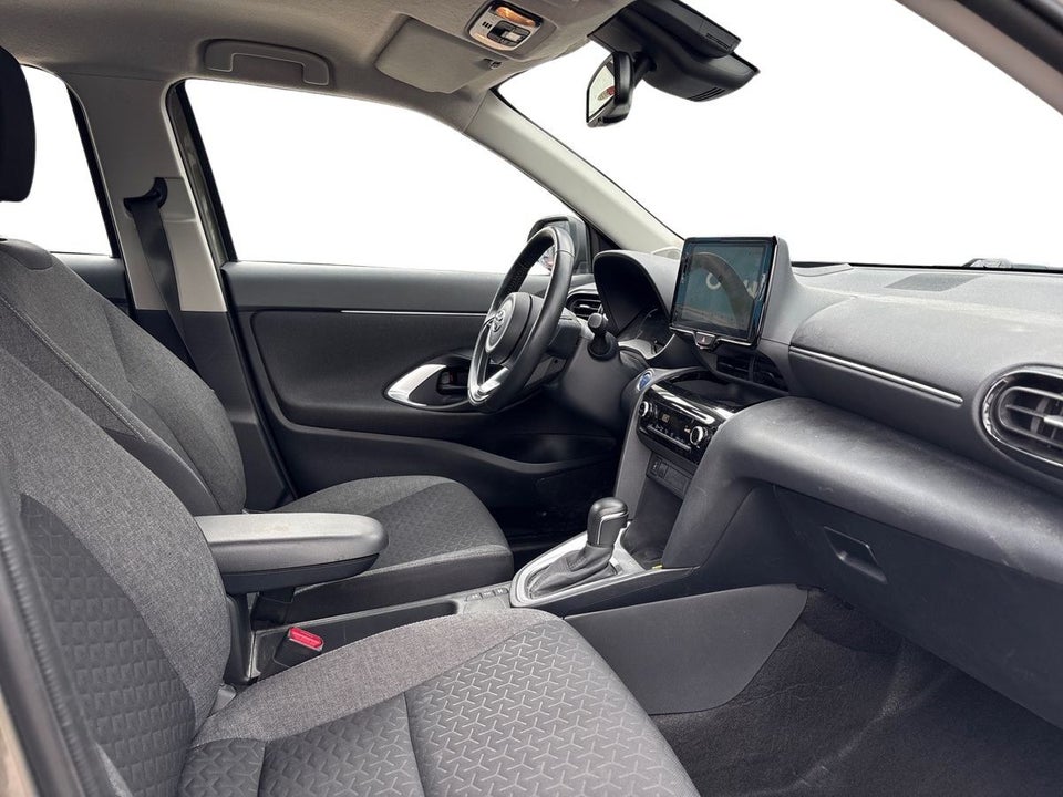 Toyota Yaris Cross 1,5 Hybrid Active Tech e-CVT 5d