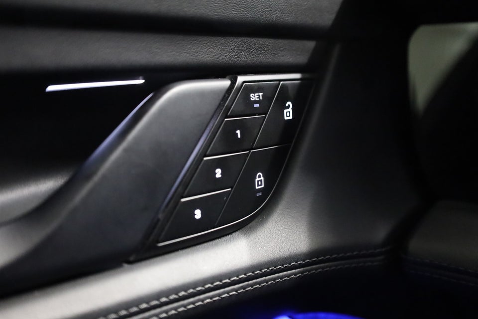 Porsche Taycan 4 Performance+ Cross Turismo 5d