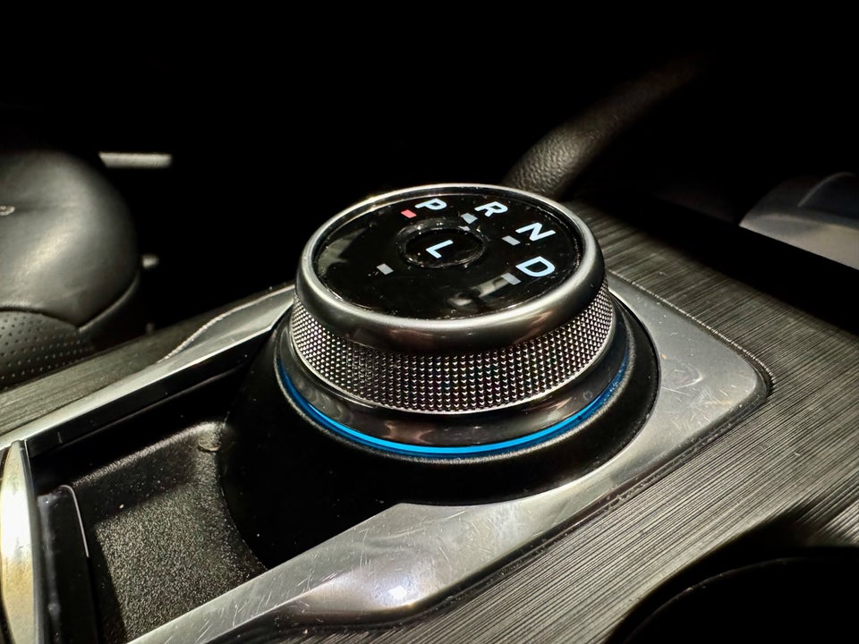 Ford Kuga 2,5 PHEV Vignale CVT 5d