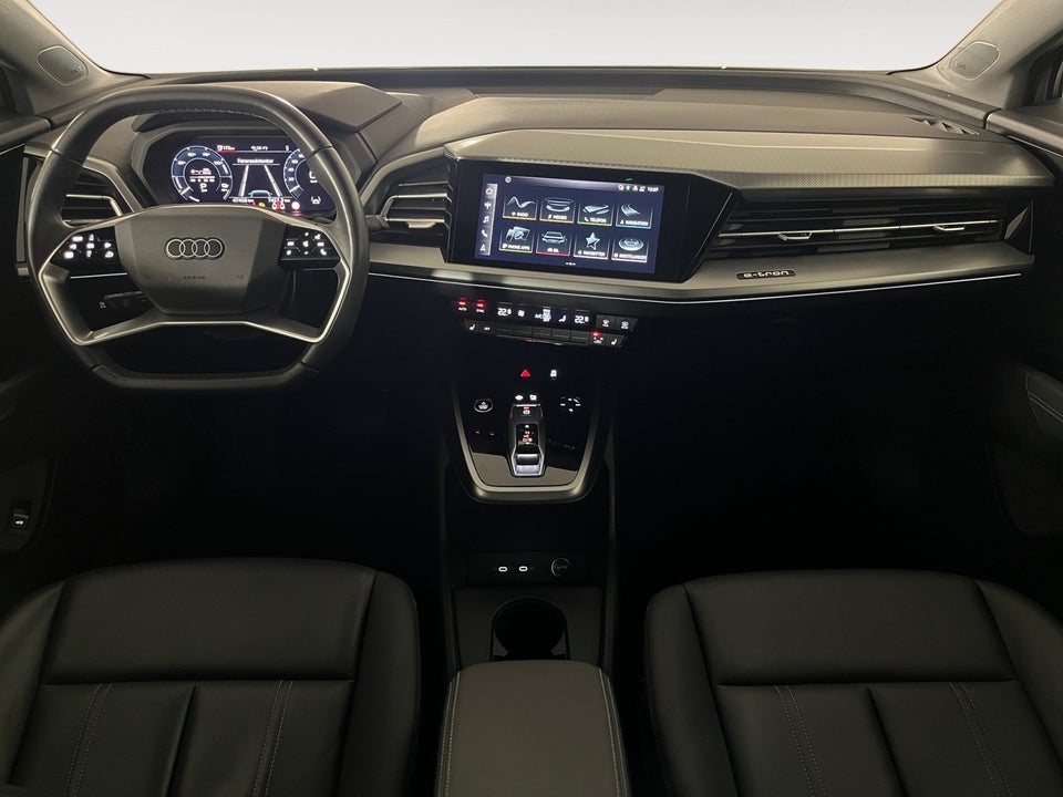 Audi Q4 e-tron 50 S-line quattro 5d