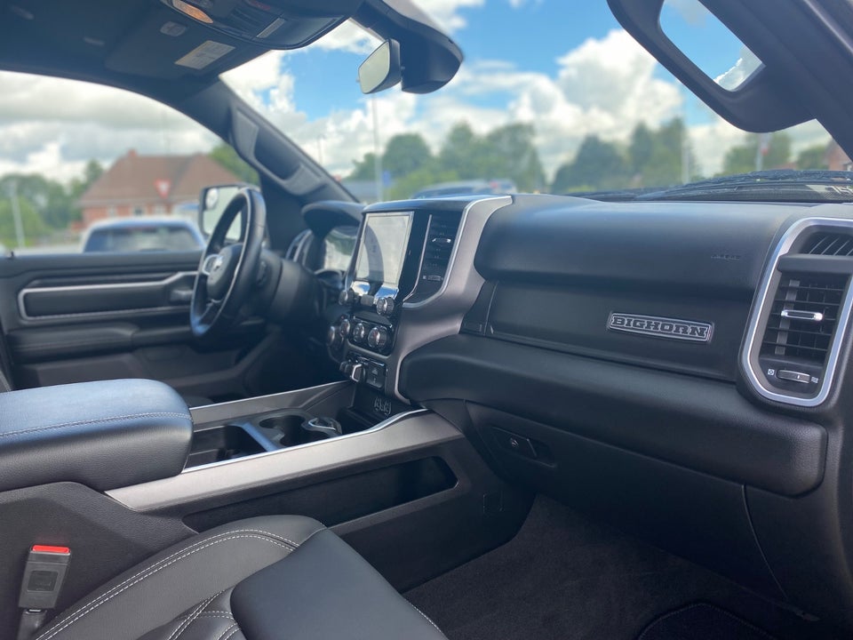 Dodge RAM 1500 5,7 V8 Hemi Laramie Sport aut. 4d