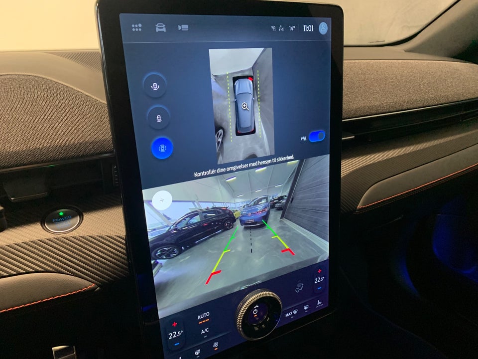 Ford Mustang Mach-E 75 Premium Standard Range AWD 5d