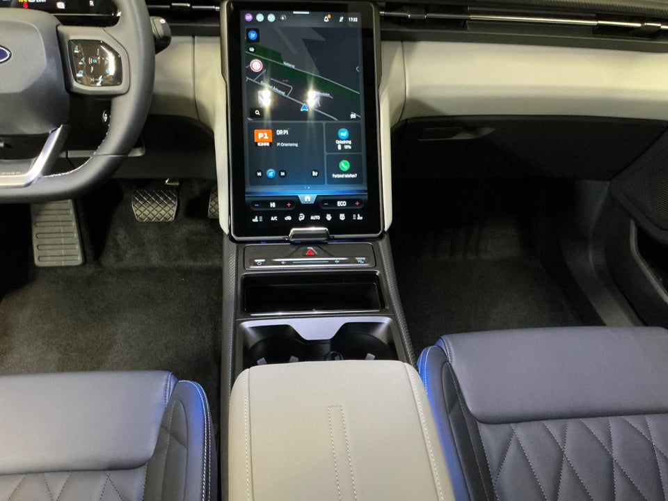 Ford Explorer 77 Premium Extended Range 5d