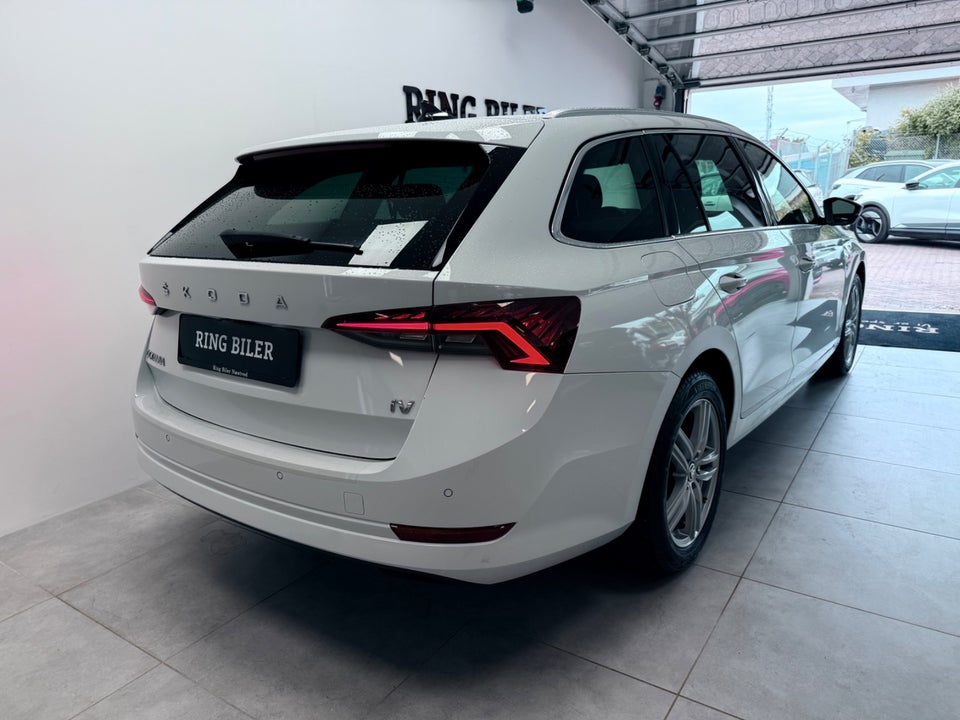 Skoda Octavia 1,4 TSi iV Plus Combi DSG 5d