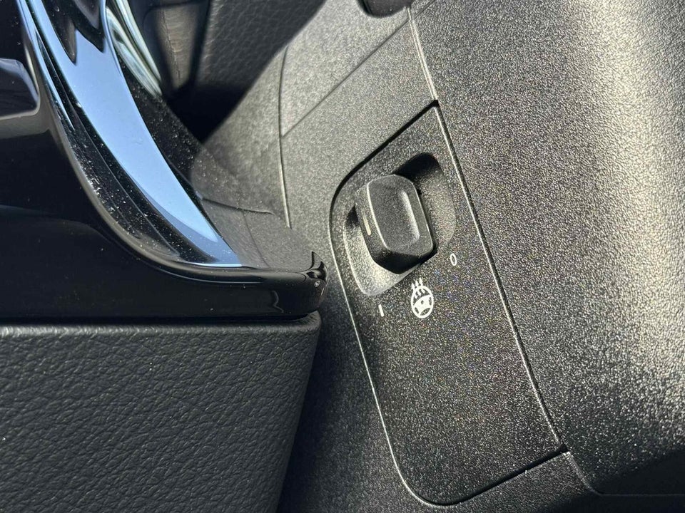 Mercedes EQA300 Progressive 4Matic 5d