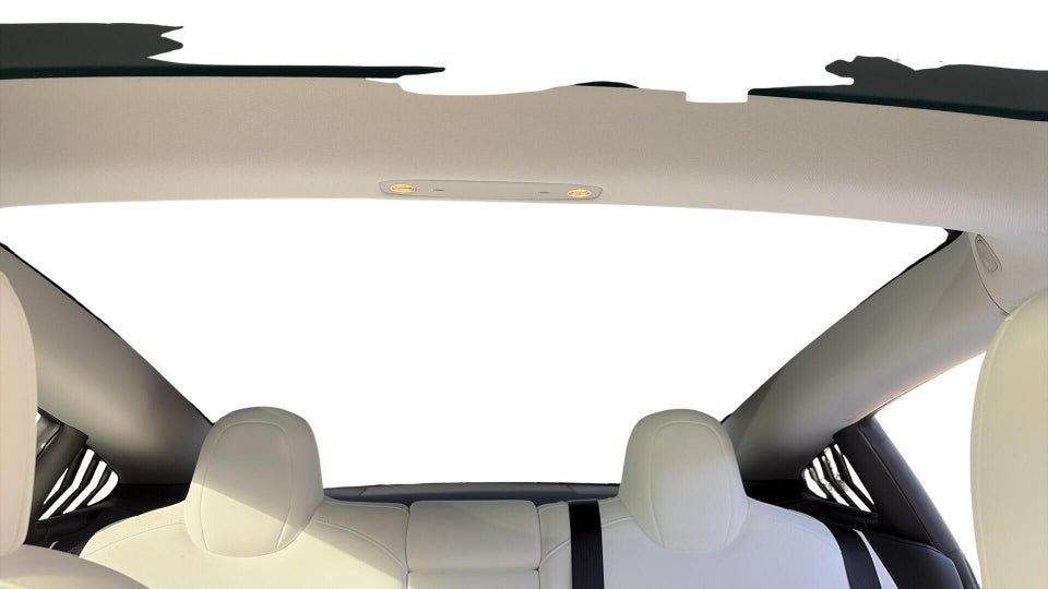 Tesla Model 3 Standard Range+ RWD 4d