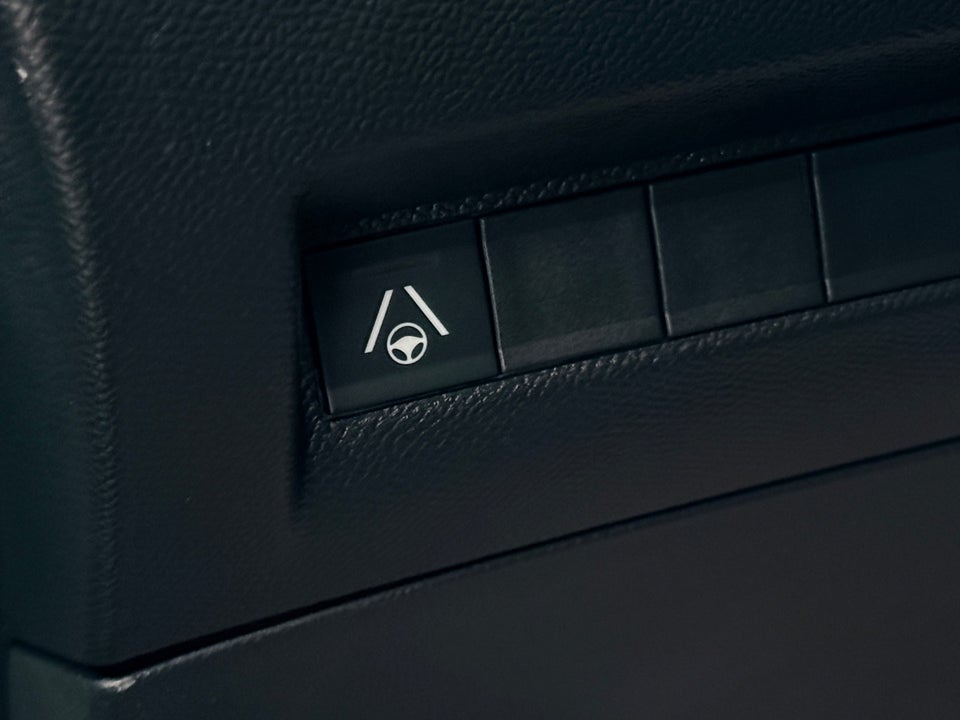Peugeot e-2008 54 GT 5d