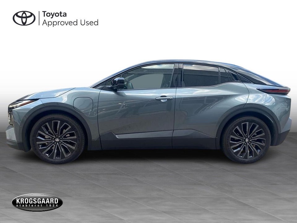 Toyota C-HR+ 77 Executive AWD 5d
