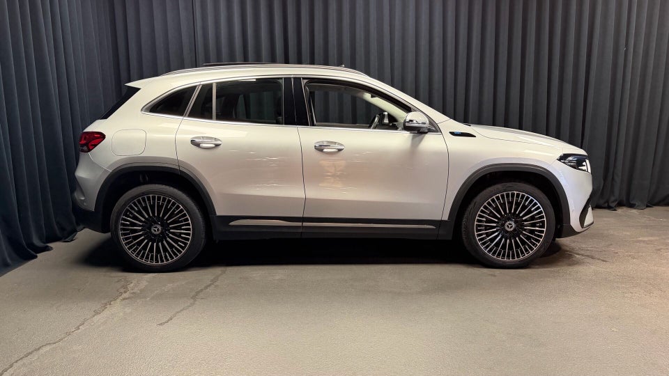 Mercedes EQA250 AMG Line 5d