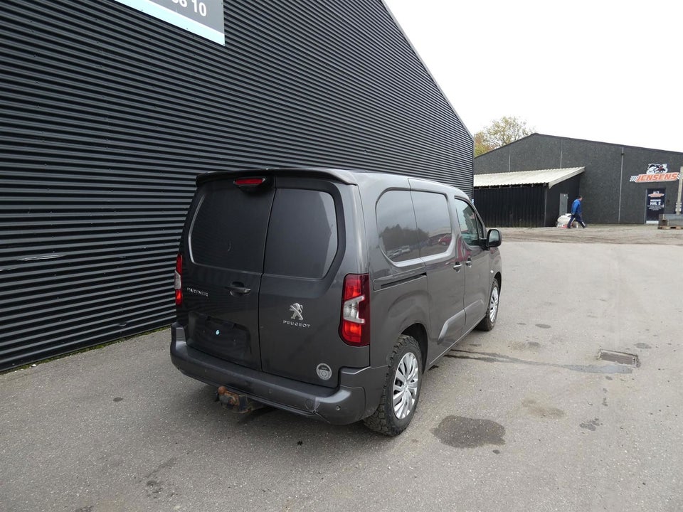 Peugeot Partner 1,5 BlueHDi 130 L1V2 Ultimate EAT8 Van