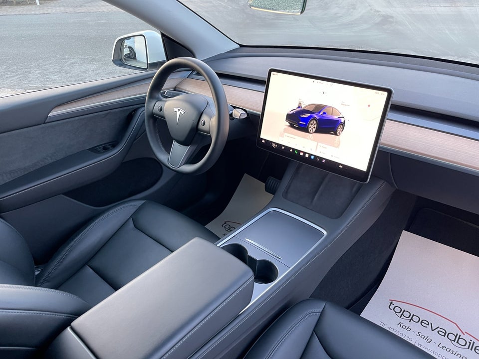 Tesla Model Y Long Range AWD 5d