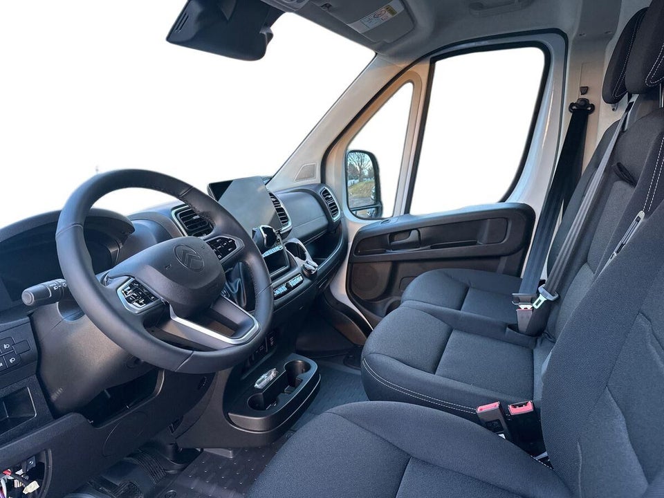 Citroën Jumper 35 2,2 BlueHDi 140 L2H2 MasterLine EAT8