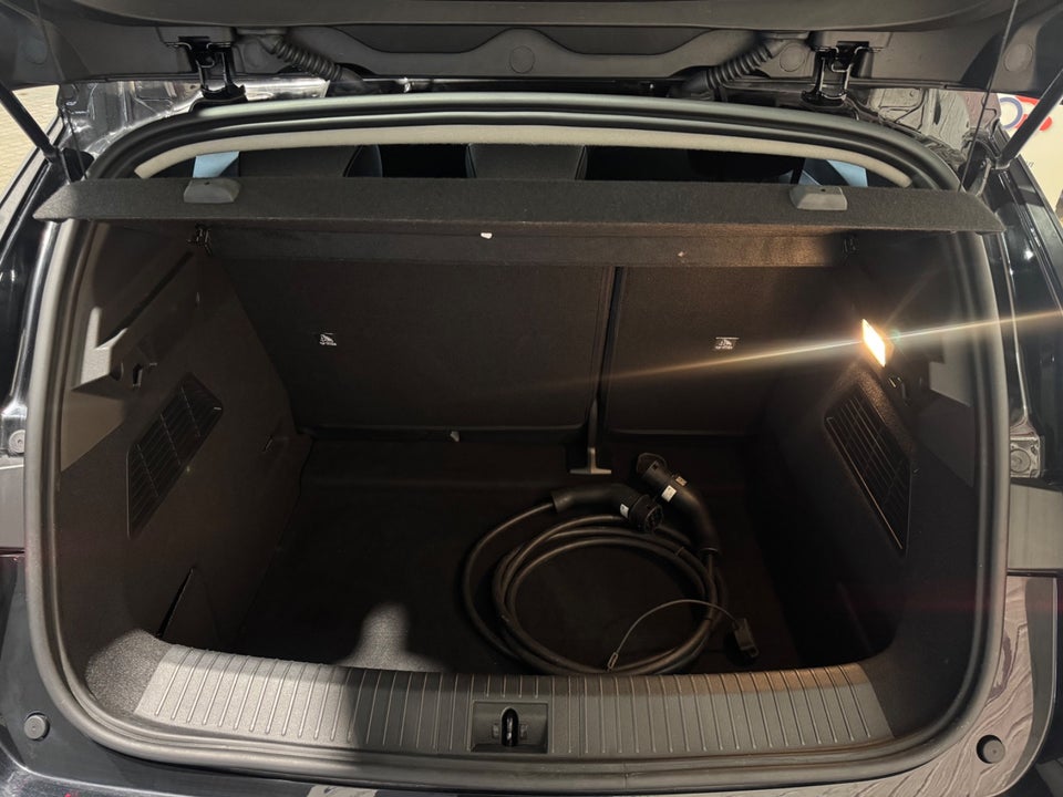 Renault Megane E-Tech 60 Equilibre 5d