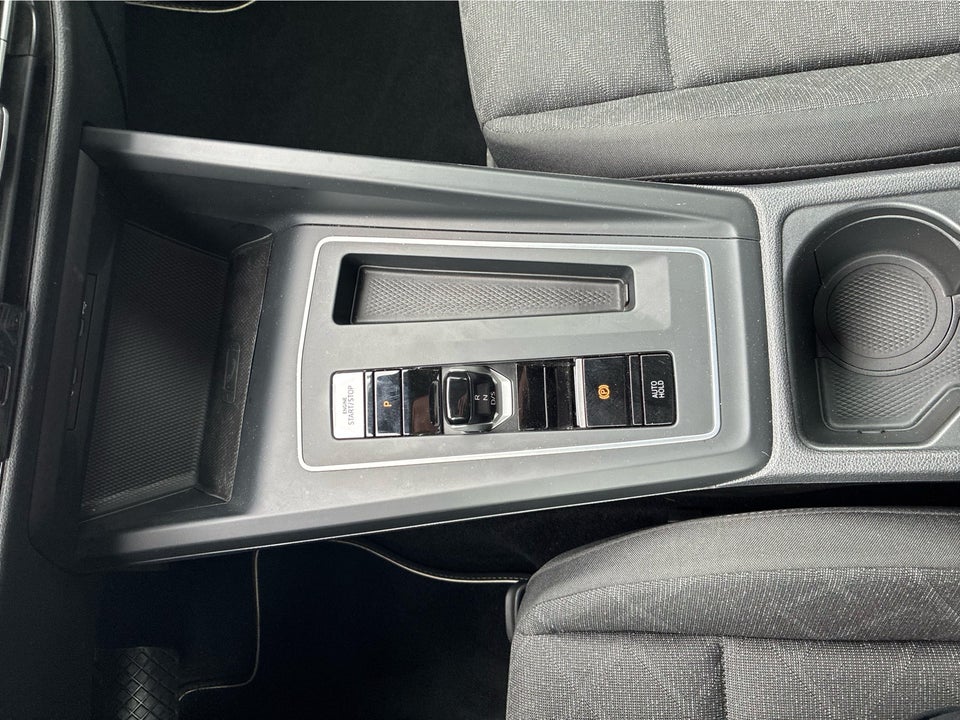 VW Golf VIII 1,5 eTSi 130 Life Variant DSG 5d