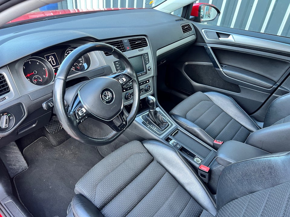 VW Golf VII 1,6 TDi 110 Comfortline Variant DSG BM 5d