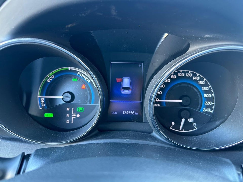 Toyota Auris 1,8 Hybrid H2 Comfort Touring Sports CVT 5d